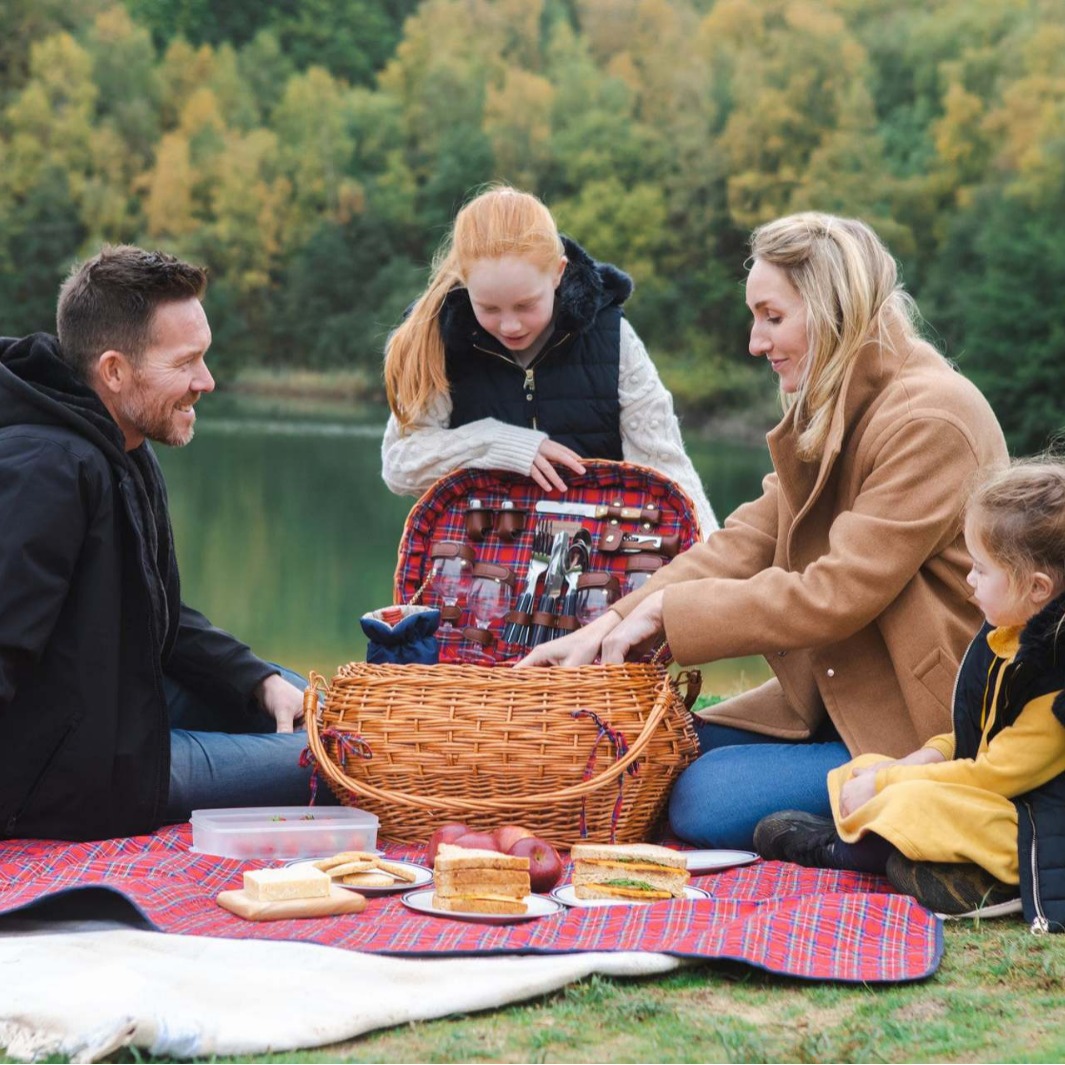 Comercio exterior personalizado canasta de picnic de caña canasta de regalos de frutas canasta de picnic de mano canasta de picnic de sauce