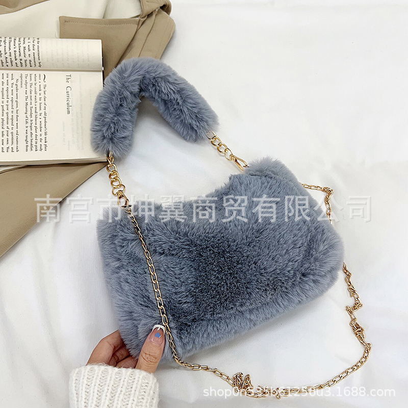 Bolso de la felpa del otoño y del invierno 2023 Nueva Bolsa femenina ins nicho cadena mensajero bolsa de moda pequeña bolsa cuadrada bolsa peludera