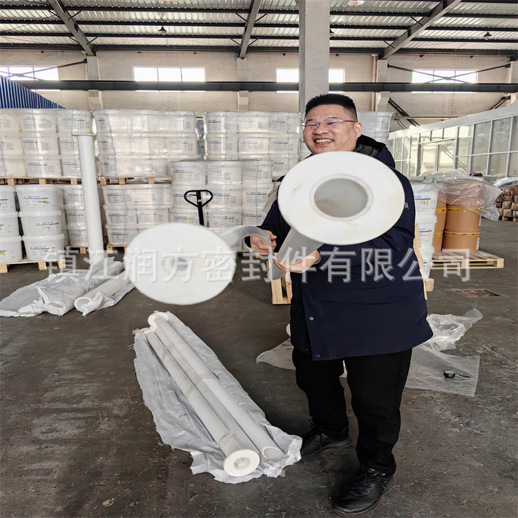 大尺寸PTFE焊接四氟管道  塑料王走酸碱液体大尺寸焊接组合管道