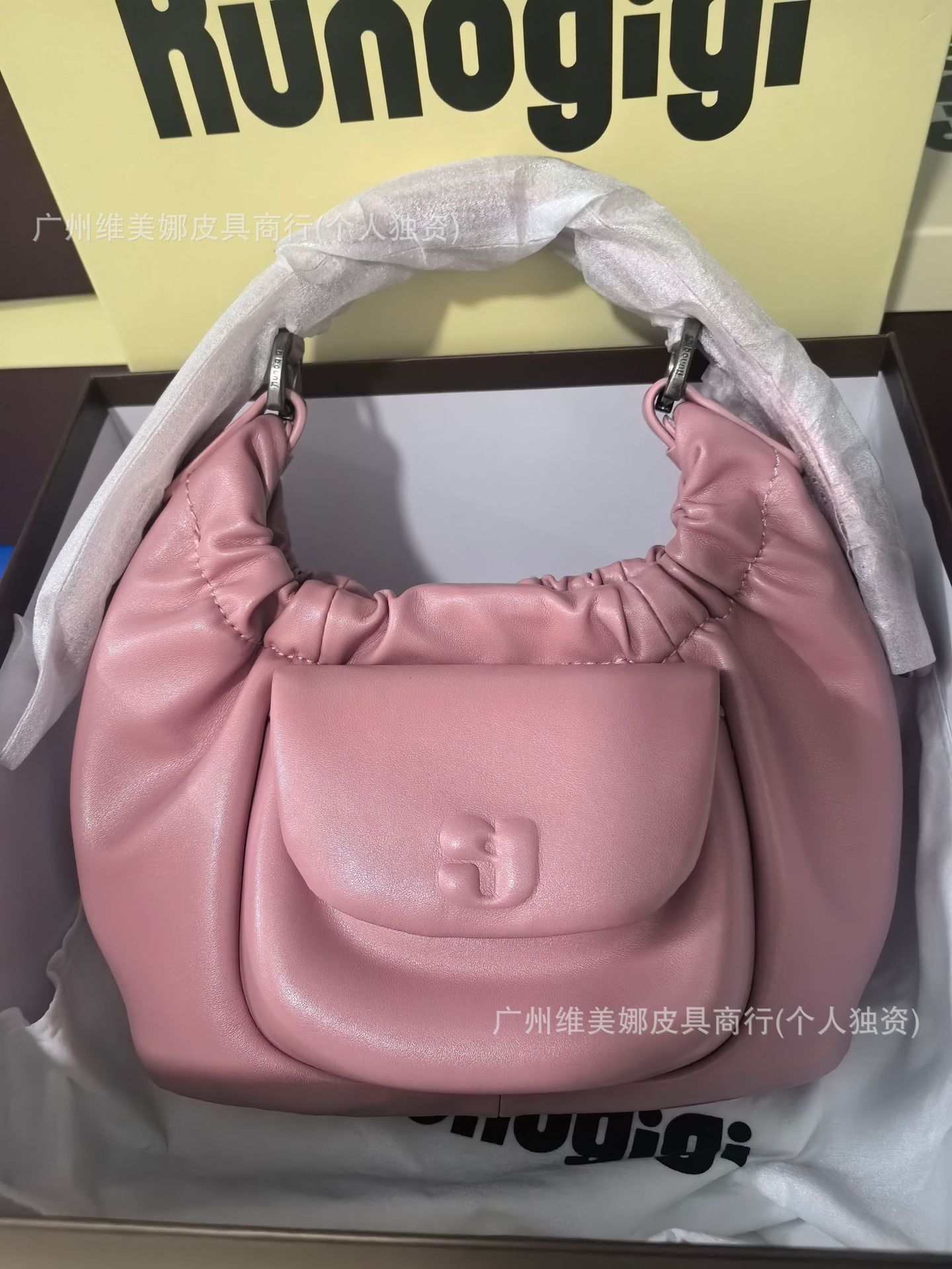 KUNOGIGI Piggy Dumpling Bag 2025 New Arrival Niche Design Women's Shoulder and Crossbody Bag - Thumbnail 6