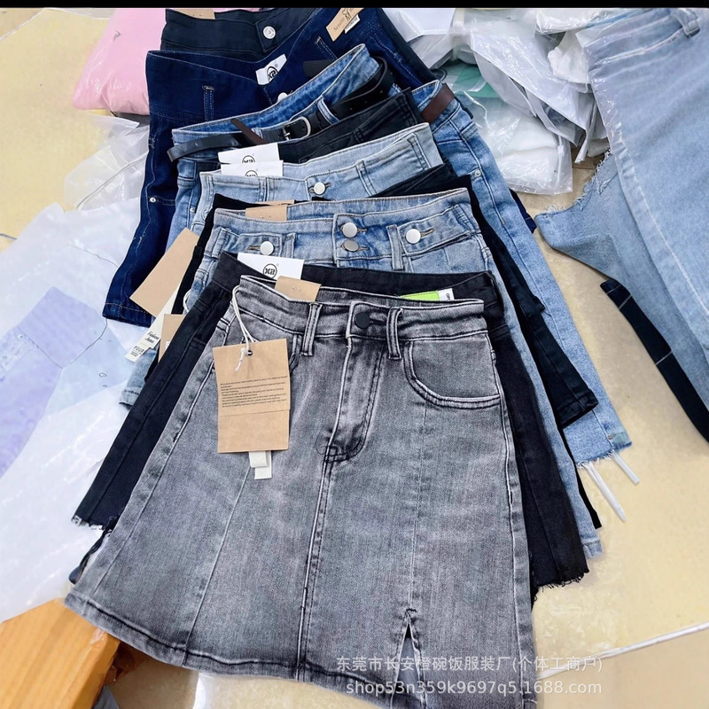 Summer Fashion New Elastic Slim Denim Shorts Wholesale Factory Direct Sales Korean Style Women's Clothing Miscellaneous Street Stall Supply Summer Fashion New Elastic Slim Denim Shorts Wholesale Factory Direct Sales Korean Style Women's Clothing Miscellaneous Street Stall Supply