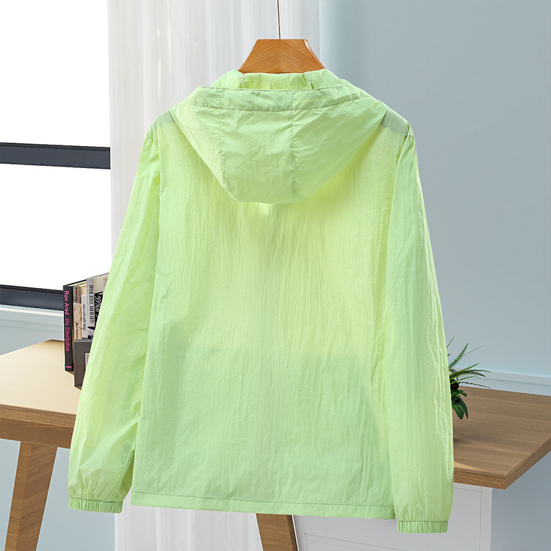 Verano seda de hielo ropa de protección solar para mujeres tamaño grande al aire libre madre anti-UV abrigo corto transpirable delgado ropa de protección solar