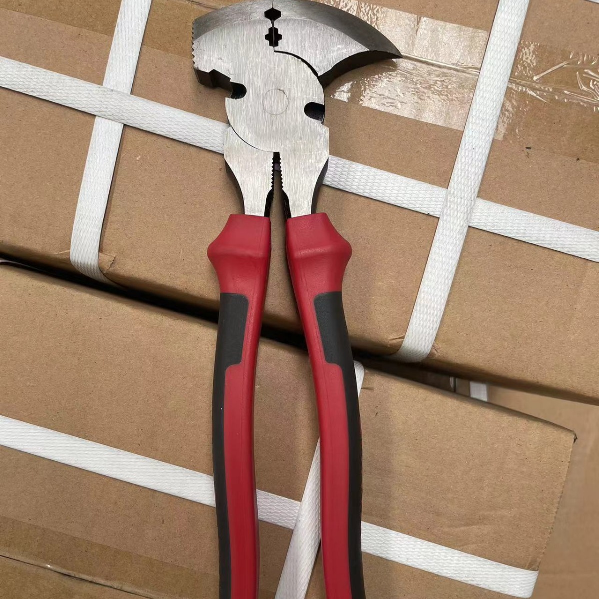 Henat clamping steel wire tongs sheep horn nails and fixture pliers…