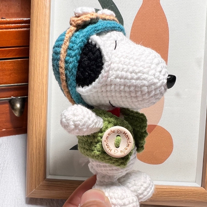 Muñecas creativas de dibujos animados tejidas a mano gancho de lana colgante Snoop super lindo animado colgante hecho a mano productos terminados