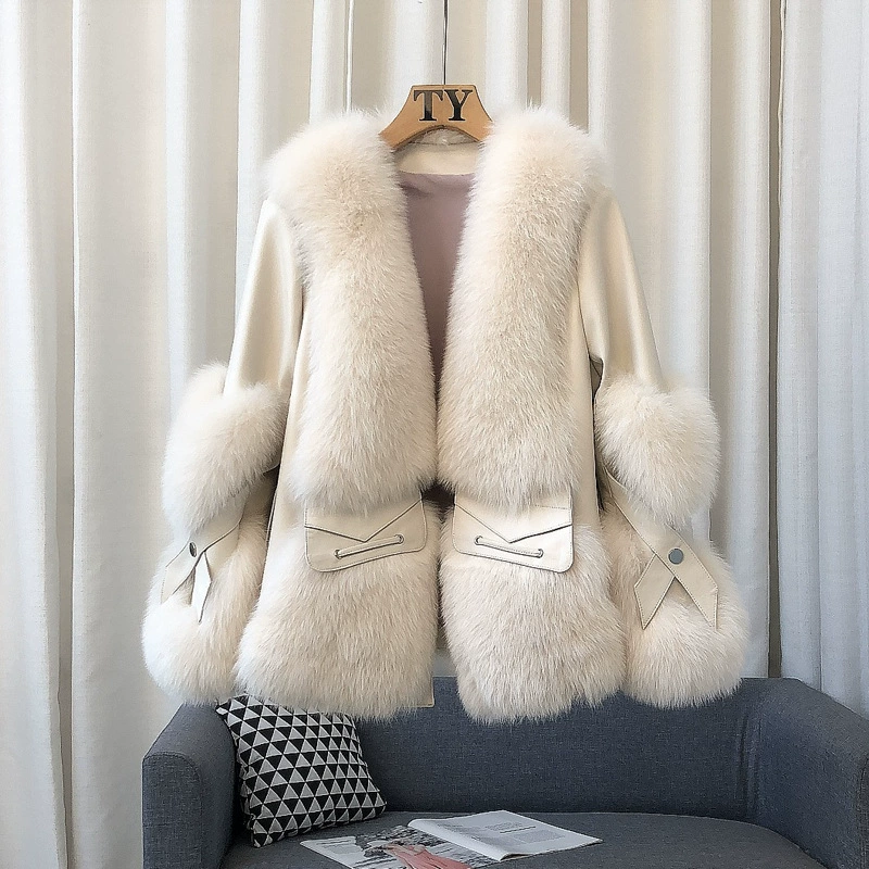 Зимняя элитная импортная короткая пуховая куртка