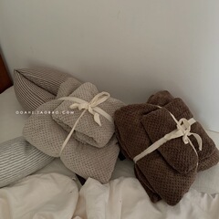 提拉米蘇 毛巾浴巾套裝～軟乎珊瑚絨巨吸水菠蘿格柔軟加厚ins送人