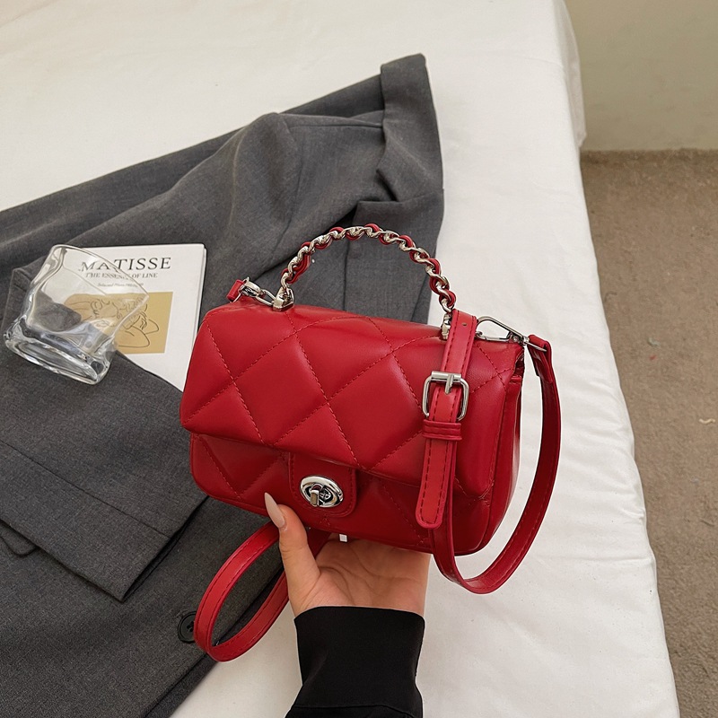 Bolso diagonal simple 2025 moda femenina todo fósforo Lingge fragante bolso de mensajero verano nuevo estilo pequeño bolso cuadrado pequeño