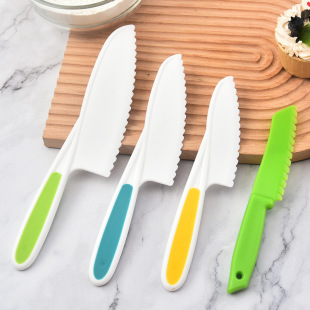 Factory wholesale plastic cake knife baking four-piece set does not hurt the hand kindergarten early education children's toy kitchen knife suit