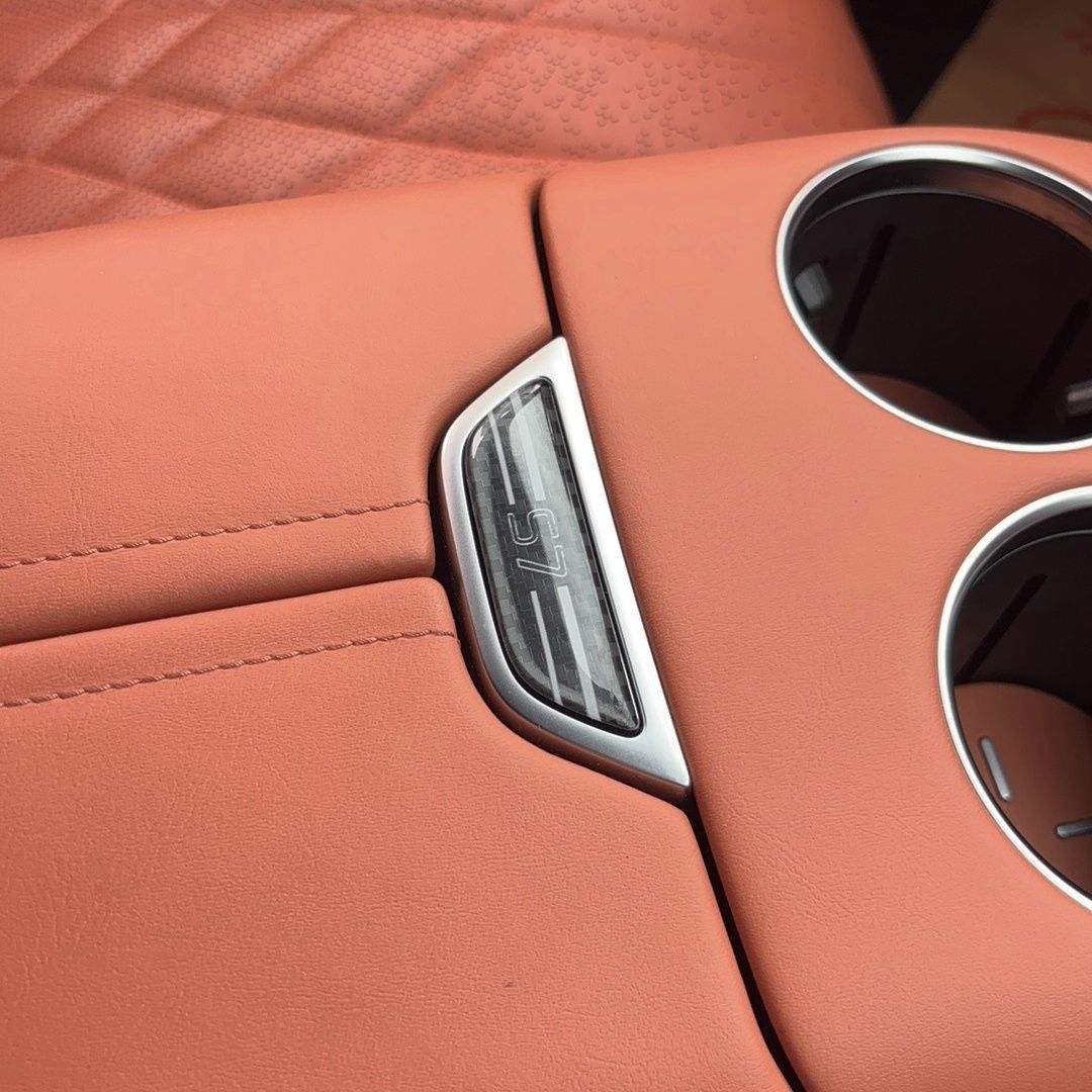 Suitable for Deep Blue S7S07 Armrest Box Button Protection Sticker, Anti-Scratch Protective Sticker, Carbon Fiber Resin Interior Protection Sticker