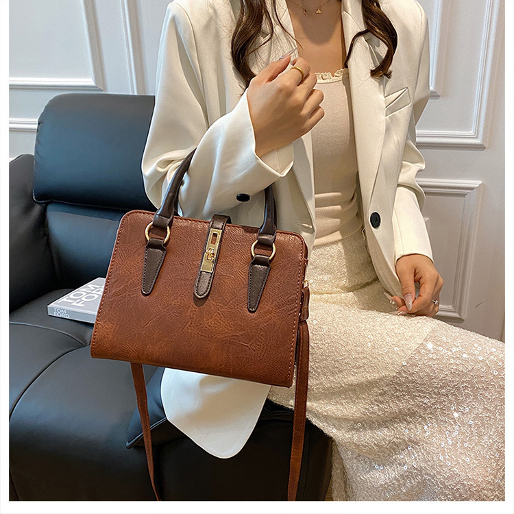 Ladies Crossbody Shoulder Bag Versatile Small Square Handbag_voghion.com
