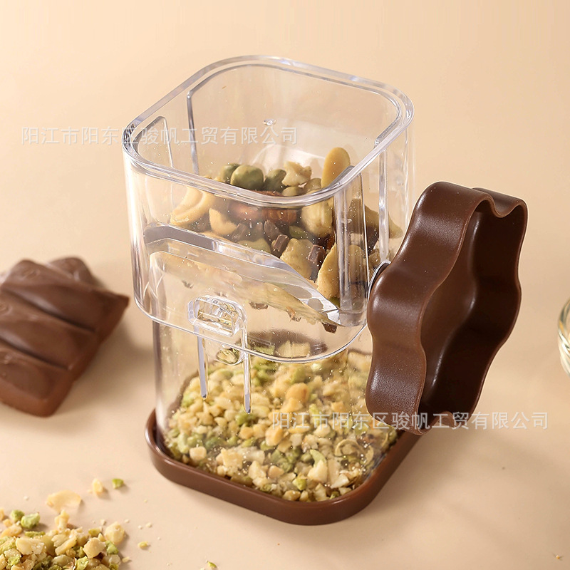 Factory spot manual nut masher household chocolate walnut peanut kernel masher nut grinder