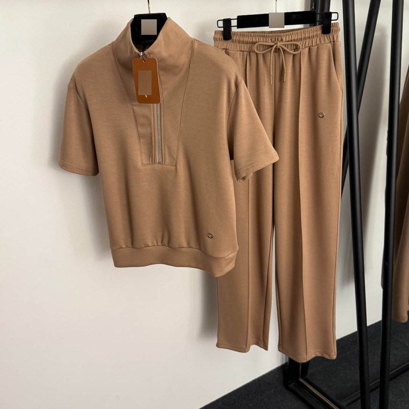New Fashion Casual Sports Suit with Old Money Style, Metal Ring Half-Zip Short-Sleeve Top + Casual Long Pants