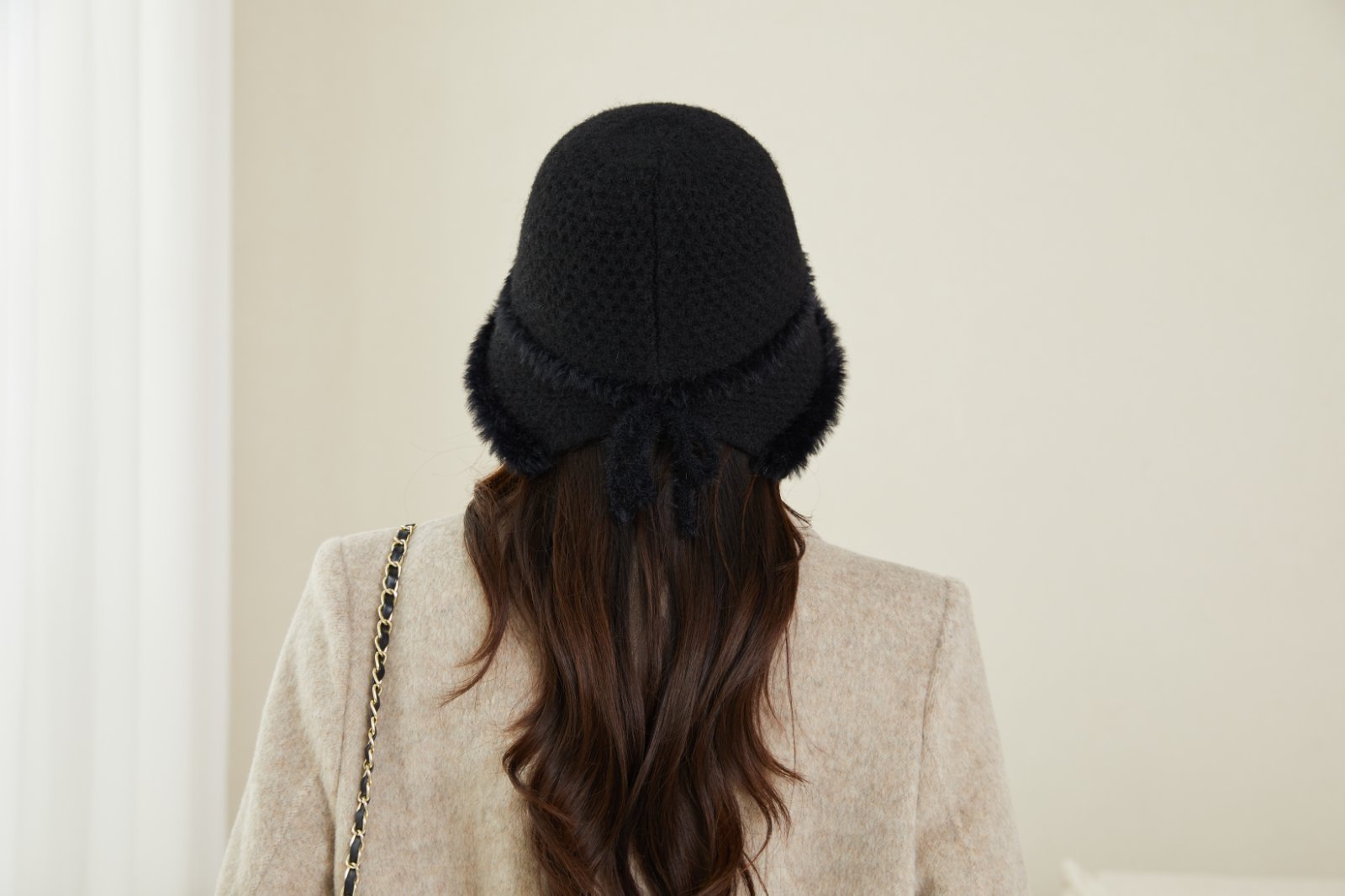 Versione coreana Visone Veet Protezione per le orecchie Fessura Donna Autunno Inverno Caldo Casual Versatile Viso Dimagrante Maglia Pescatore_voghion.com