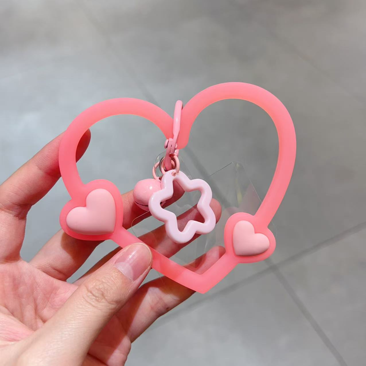 Buca hecha a mano ins viento de alta calidad cuerdas de teléfonos móviles amor pulsera de silicona cuerdas de moda de teléfonos móviles corto / adornos