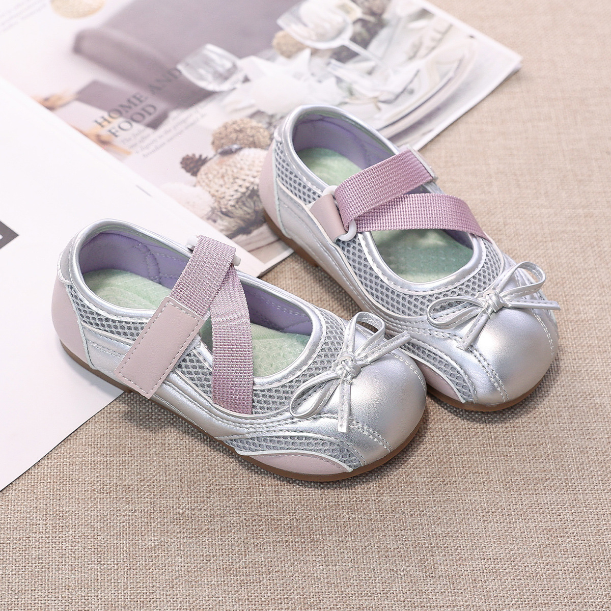 Zapatos de princesa de moda para niñas 2026 verano nuevos zapatos de cuero transpirables de malla para niños zapatos Mary Jane