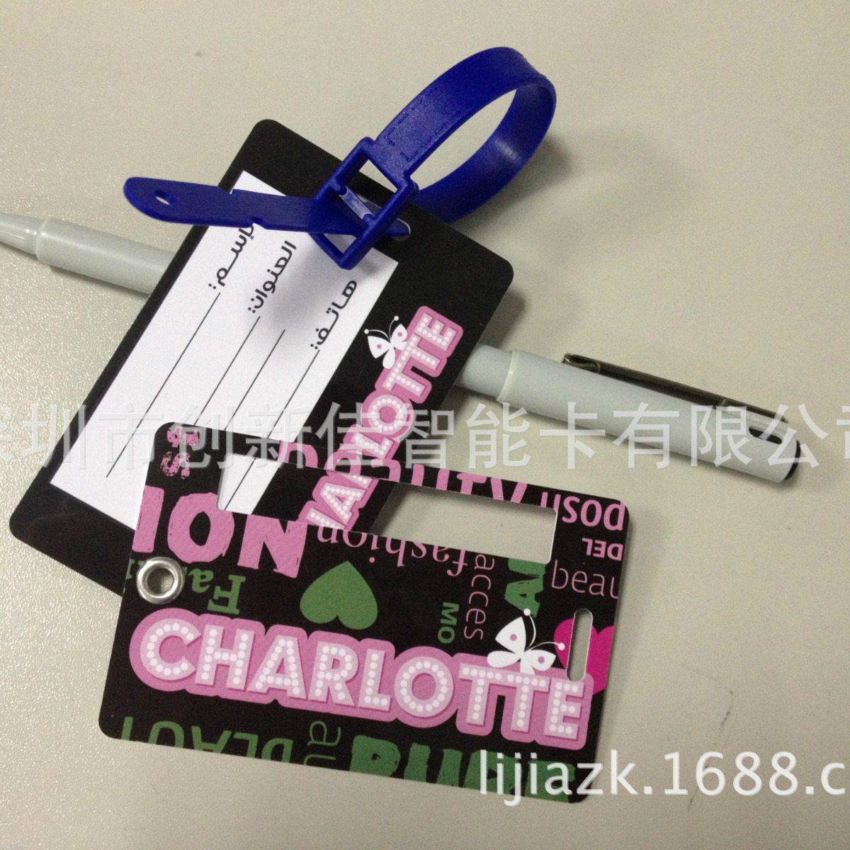 厂家制作塑料异形PVC吊牌箱包吊牌服装吊牌产品吊牌