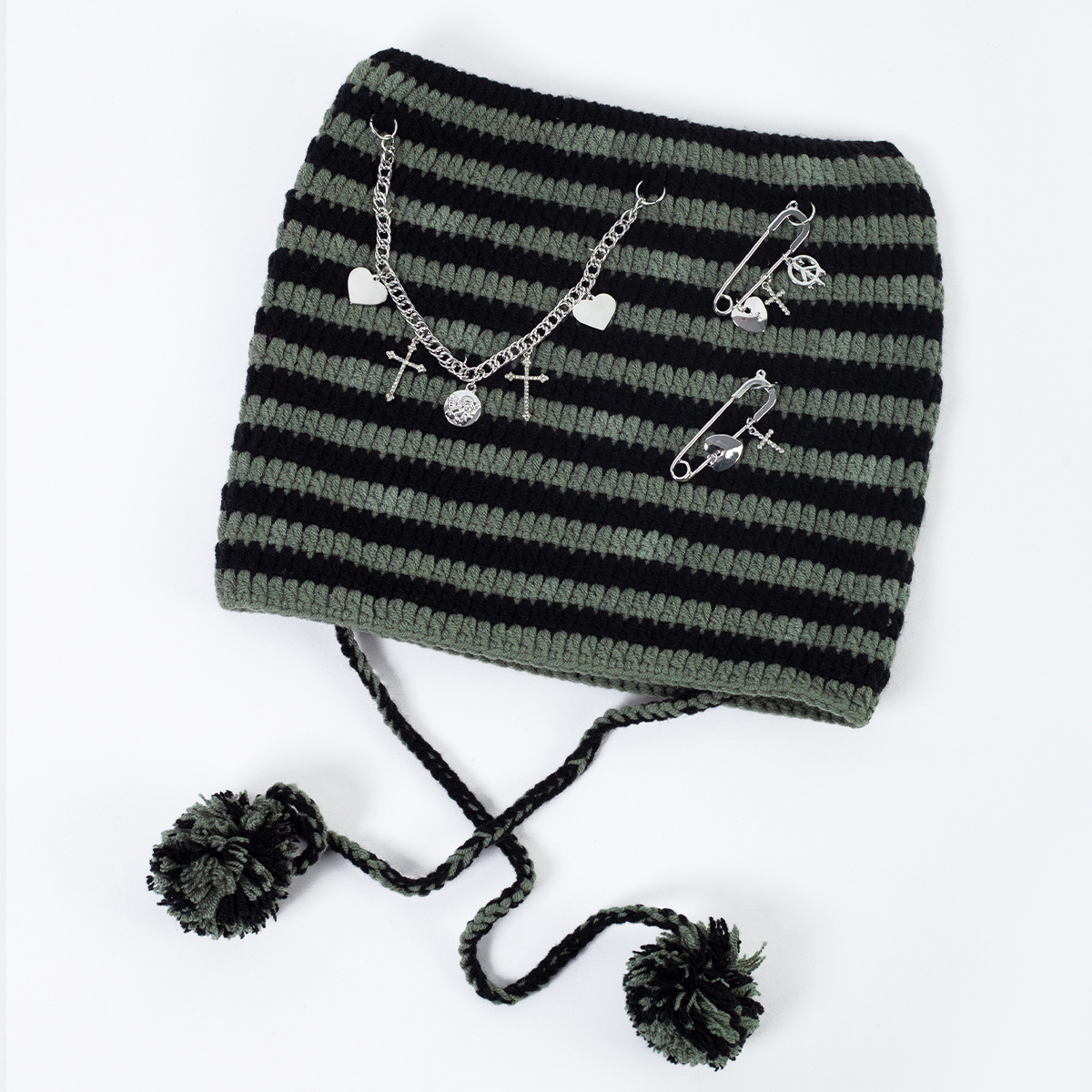 Süße kleine Teufel gestreifte gestrickte Wollmütze weibliche Herbst und Winter coole trendige Katzenohren süße Pullover kalte Mütze_voghion.com