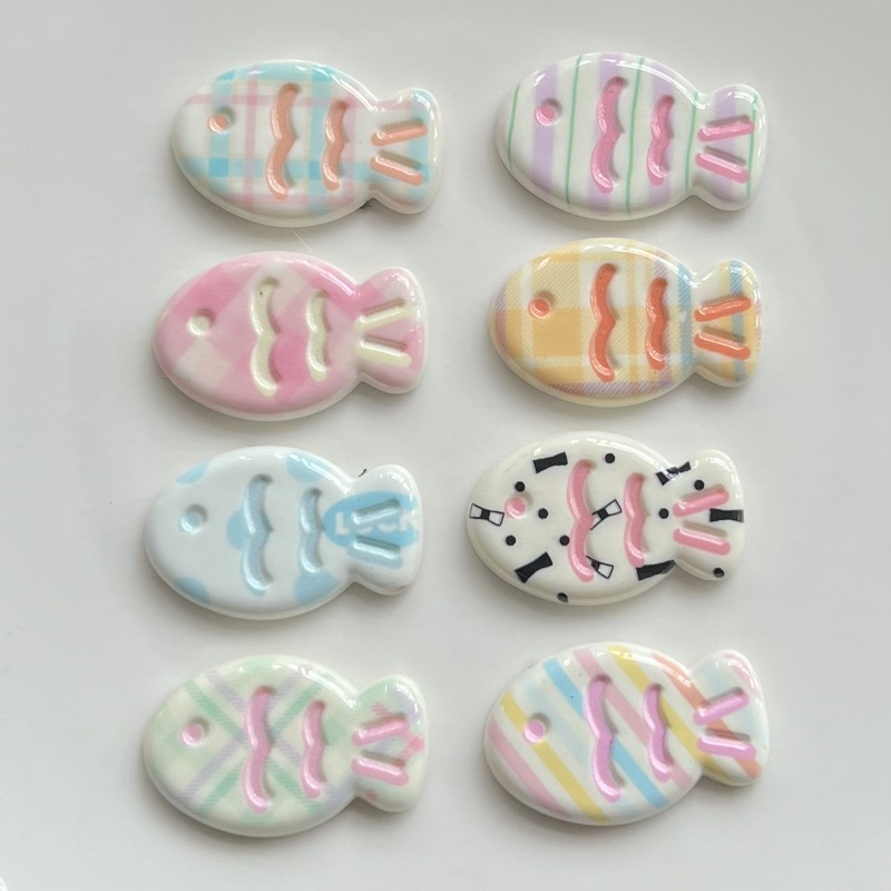 新しい女の子クリーム色の魚アクセサリー DIY 帽子クリーム接着剤携帯電話ケースアクセサリージュエリー装飾冷蔵庫マグネット|undefined