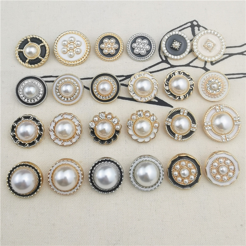 Metal Pearl Diamond Round Versatile Buckle Women's Tops Shirts Vests Sweaters Outwears Woolen Outwears Decorative Buttons