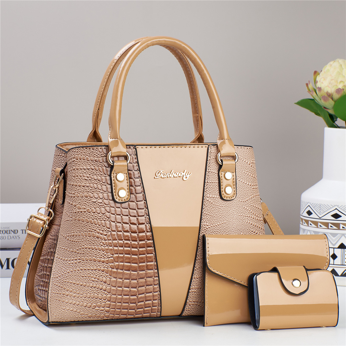 All Seasons Season Women's Pu Leather Splicing Crocodile Classic Style Bucket Zipper Bag Sets