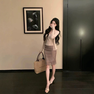 �����c��Ƥ�K��͹ŕr�ֲ��c����ȹŮ��혻��󿗰��۶�ȹ