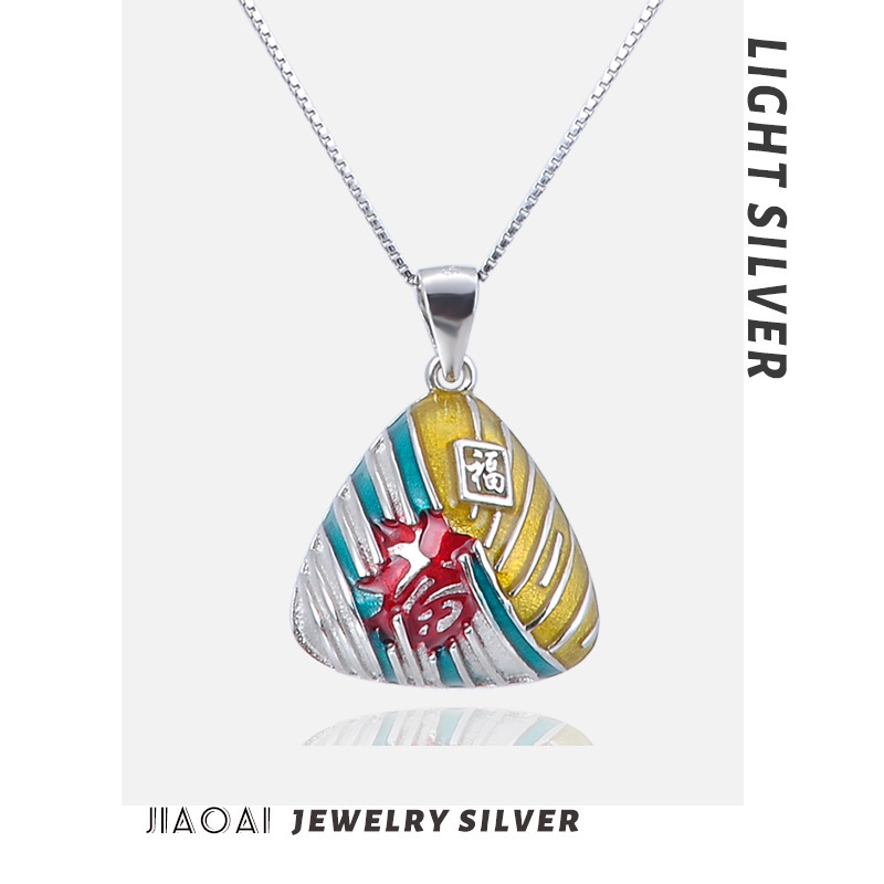 S925 colgante de plata estilo nacional del Dragon Boat Festival Fu caracteres colgante colgante collar de cadena de clavícula para mujeres un cabello