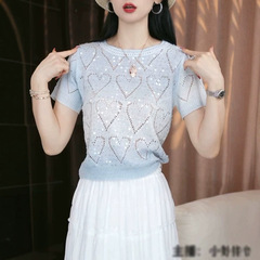 夏の女性の薄い白スパンコールニットアイスシルク半袖 Tシャツ女性の 2025 新しいホットスタイルショートトップ