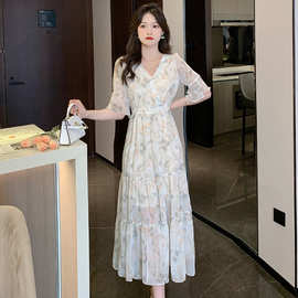 实拍蛋糕裙碎花连衣裙夏装新款显瘦韩系法式高级感长裙过膝裙子女