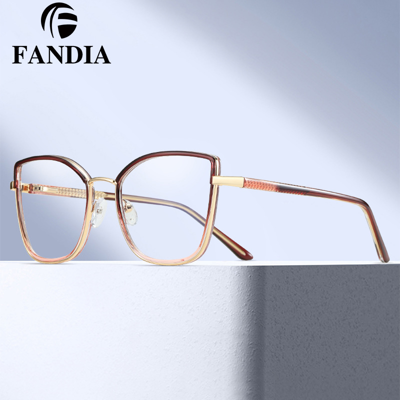 82182 nuevas gafas de moda damas sin bordes anti-luz azul pueden equiparse con gafas de fábrica de miopía stock