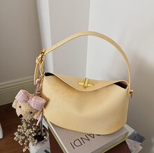 �����p��С���������֦�y���ֵ�ǹ�ɫҸ�°��ٴ����eͨ��б���