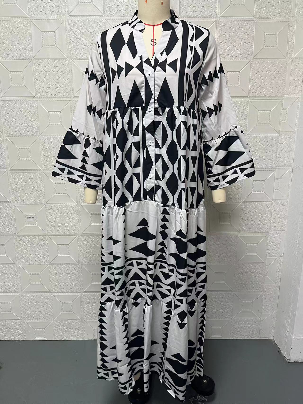 462g Weight Maxi Long Dress Dress Length Type Long Sleeve Sleeve Length Regular Dress Dresses Type Regular Sleeve Sleeve Type Polyester Fabric Type Mid Waist Waist Line Holiday, Daily Occasion V Neck Neckline Regular Fit Fit Type Printing Pattern Summer, Spring Season Women's Gender Printing, Button Design Streetwear Style Wholesale Women's Streetwear Printing Button Printing Holiday Daily V Neck Long Sleeve Regular Dress 3