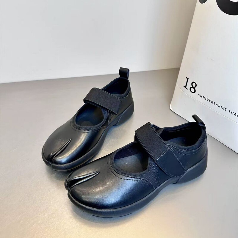 Sheepskin Version ~ Retro Split-Toe Mary Jane Shoes for Women, 2026 Spring New Style, Thick-Soled Height-Increasing Casual Breathable Sneakers Sheepskin Version ~ Retro Split-Toe Mary Jane Shoes for Women, 2026 Spring New Style, Thick-Soled Height-Increasing Casual Breathable Sneakers