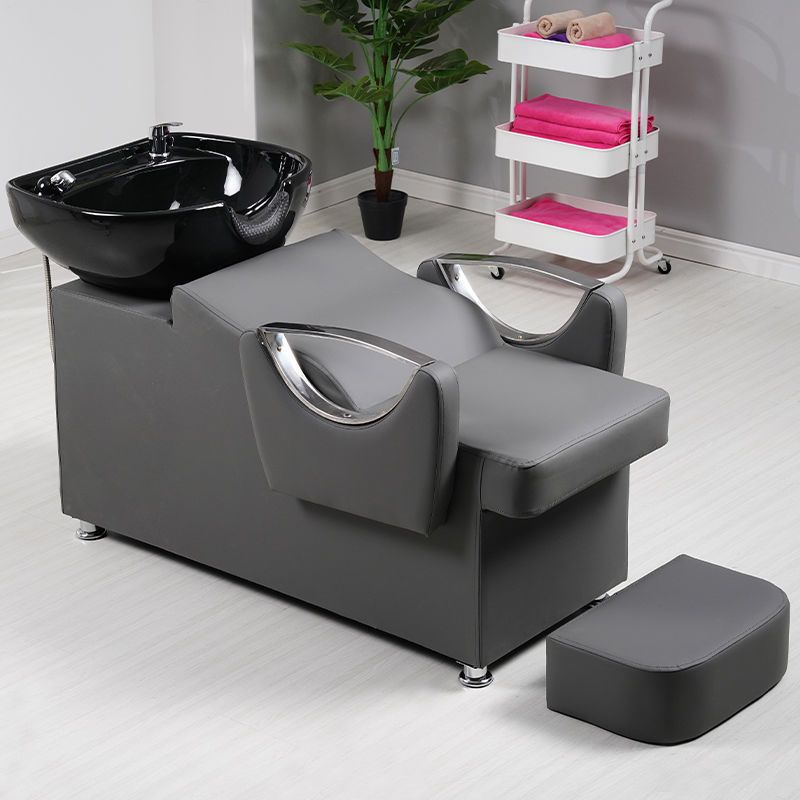 Cama de cenizas de plata lunar con lavabo negro