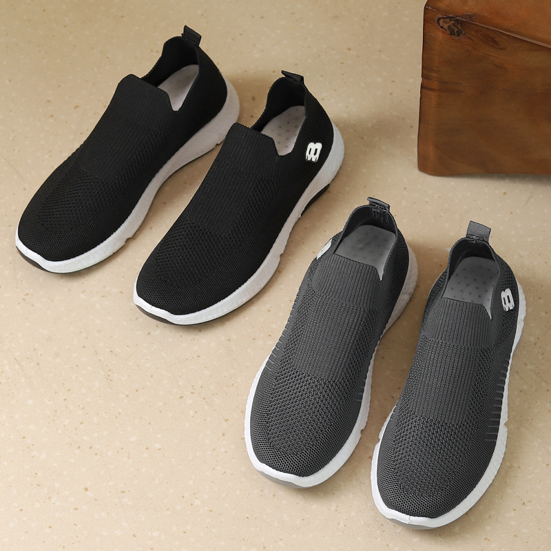 Zapatos para hombres Comercio exterior transfronterizo de un pie Zapatos deportivos casuales ligeros y versátiles para hombres Fábrica de zapatos para hombres personalizados OEM para hombres