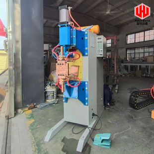 Pneumatic row welding machine bumper welding machine customized steel mesh row welding equipment automatic mesh row welding machine factory direct sales
