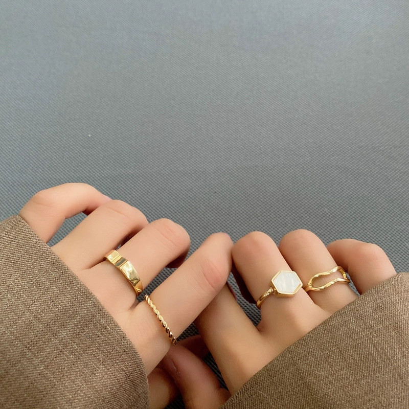 Комплект, металлическое модное трендовое кольцо, набор из 4 шт, простой и элегантный дизайн