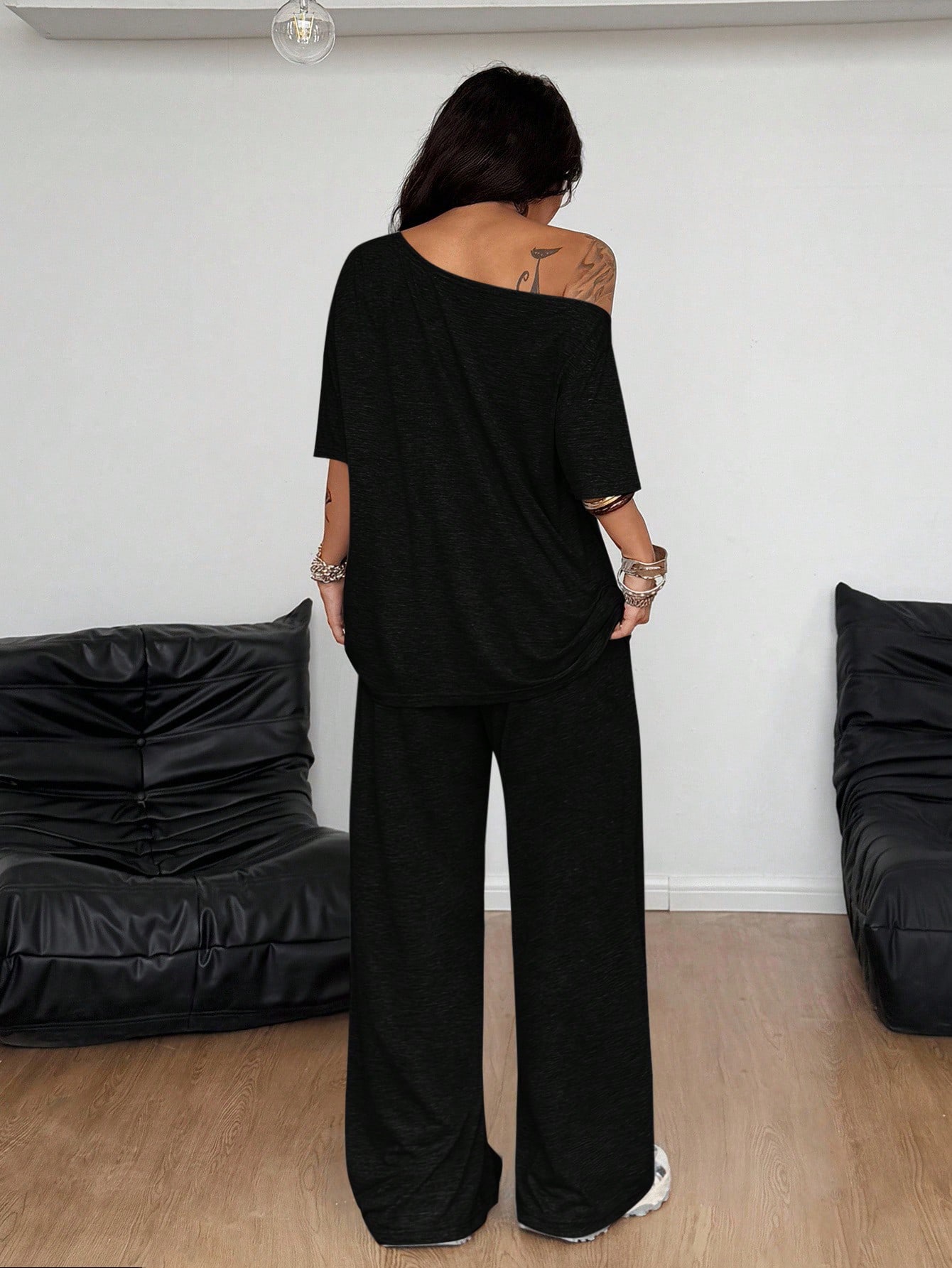 2026 Women's Casual Solid Color Oblique Neck Wide Leg Pants Set Sports Two-piece Set Loose Pants_ecoleips.com