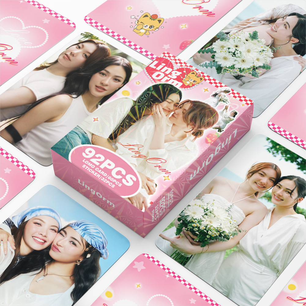 บัตรภาพสะสมขนาด 3 นิ้ว ลายการ์ตูน LINGORM รุ่นใหม่ จำนวน 92 ใบ พร้อมสติกเกอร์ตกแต่งสมุดโน้ต บัตร LOMO และการ์ดอวยพร