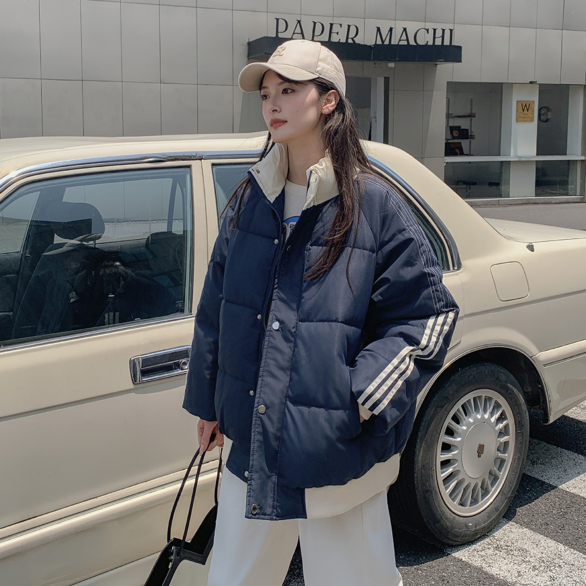 2024 nueva chaqueta de algodón de pluma para mujeres sensación de alta calidad super hermosa chaqueta de algodón de invierno coreana pequeña chaqueta de pareja de algodón