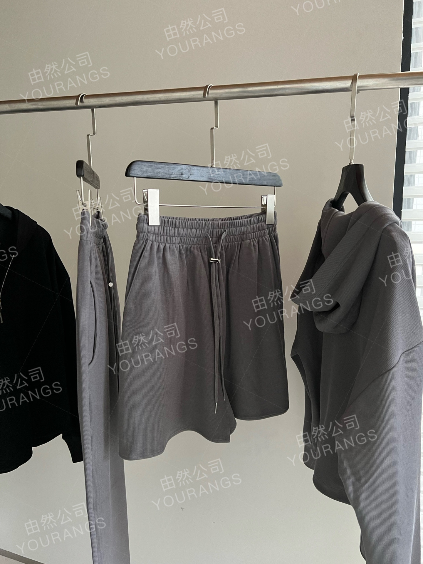 연필 그레이 (반바지)