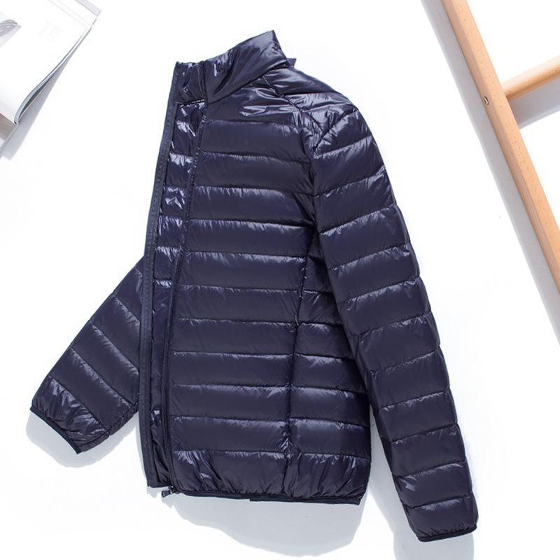 Chaqueta ligera de plumón para hombre corta Otoño e Invierno Juventud más tamaño ultrafino ligero pato blanco abajo chaqueta casual fuera de temporada