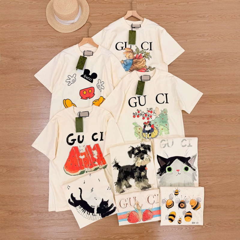 Correct Version Original Label Gu 26Ss Spring/Summer New Printed Cartoon Cute Series T-Shirt Unisex Short Sleeve Correct Version Original Label Gu 26Ss Spring/Summer New Printed Cartoon Cute Series T-Shirt Unisex Short Sleeve