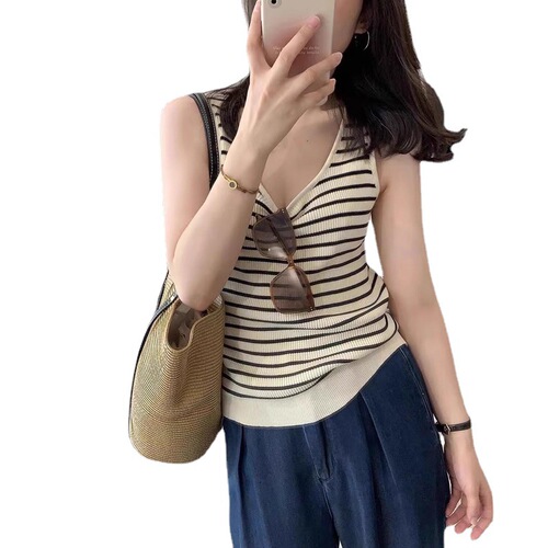 Korean-style U-shaped ribbed vest worn as an outer layer, summer ice silk layering base top for women, simple style sleeveless knitwear