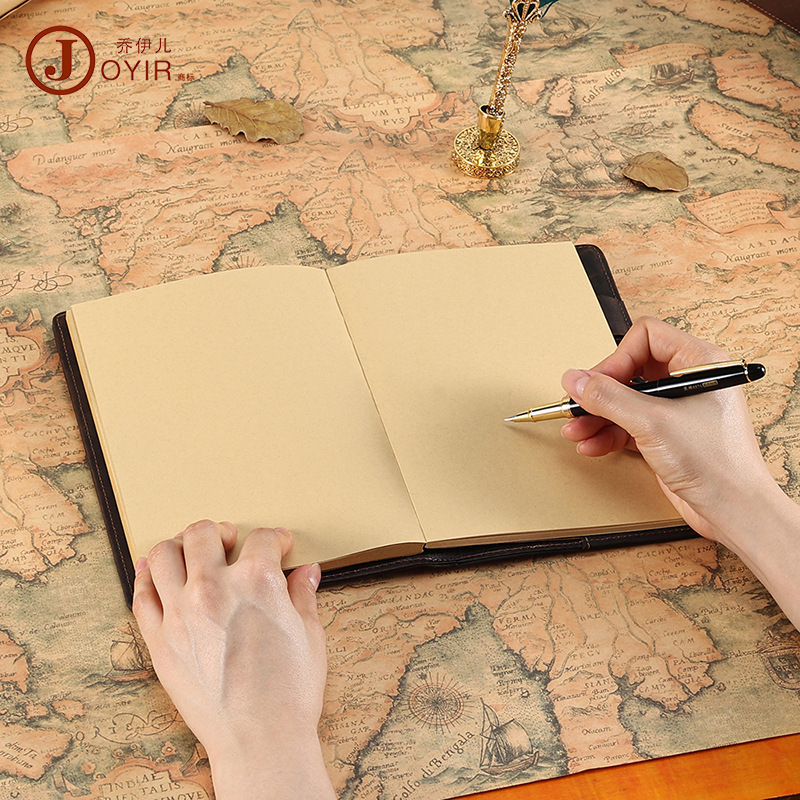 新款简约古风手账本方形本 疯马皮A5记事本真皮商务笔记本 批发