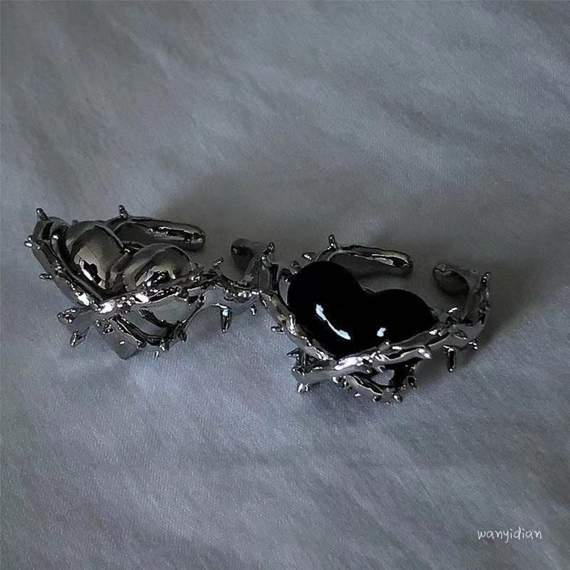Anillo abierto de corazón para mujer, sortija de espinas_voghion.com
