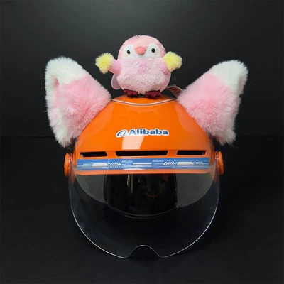 Pink sheep ear creative accessory for motorcycle, ski, and electric vehicle helmets, versatile and cute personalized gear (Motosiklet dəbilqələri)