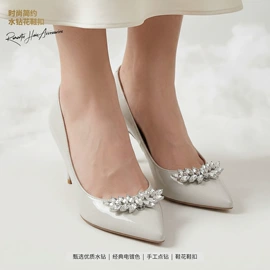 插梳;发带;皇冠