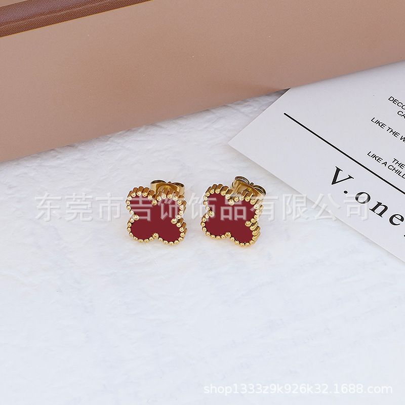 버건디 스터드 귀걸이