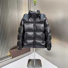 南油高货M家蒙家25FW新款双层压胶斜三角铁牌羽绒服外套 厂家直出