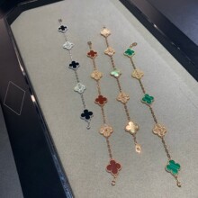 LUXURY间金满钻五花手链18K白金黄金V真钻石四叶草镭射花幸运首饰